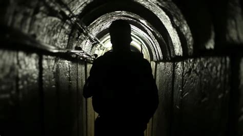 Miembros de Hamas utilizaron líneas telefónicas instaladas en túneles bajo Gaza para planear el ataque a Israel durante dos años, según fuentes